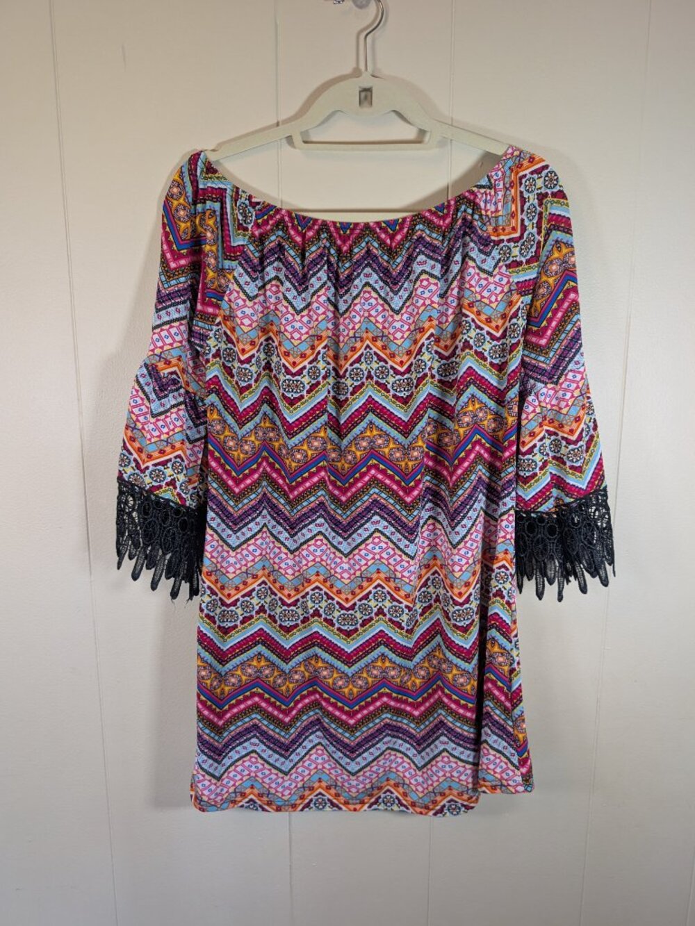 BOHO Aztec Geometric Tunic L XL Off Shoulder Crochet Lace Bell Sleeve